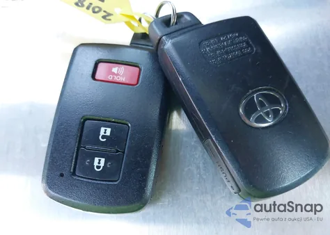 2018 Toyota Rav4 Xle z USA, uszkodzony, nr VIN 2T3WFREV2JW498829